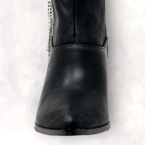 *NIB* CHASE AND CHLOE Justine Side
RhinestoneTassel Western Boot -‎ Size 7 - Picture 3 of 6